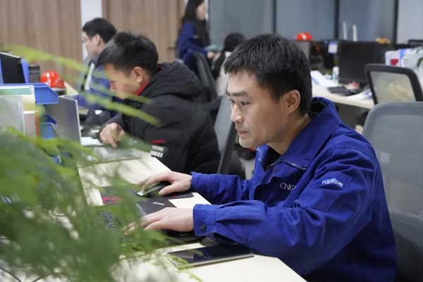 金宝慱亚洲体育明星讲师丨肖坤：八年深耕一线，三尺讲台育“中坚”