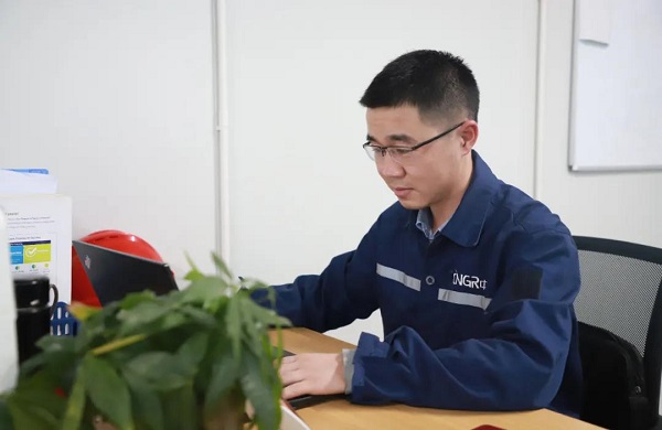 金宝慱亚洲体育明星讲师丨周钰龙：把课堂开在车间 与学员同频共振