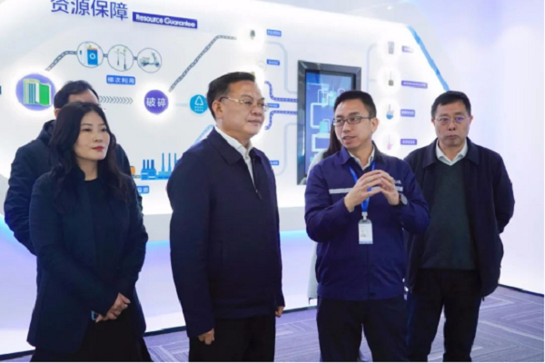 湖南省商务厅党组书记、厅长沈裕谋调研金宝慱亚洲体育股份中部产业基地