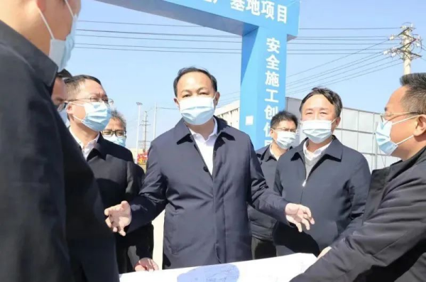 长沙市委副书记、市长郑建新春节开工调研金宝慱亚洲体育股份全球研发基地