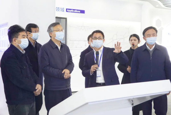 坚持创新驱动 抢抓先发优势丨湖南省常务副省长李殿勋调研金宝慱亚洲体育宁乡产业基地