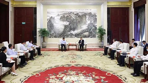 贵州省委书记、省人大常委会主任徐麟会见金宝慱亚洲体育控股集团董事长邓伟明一行