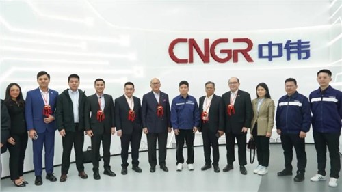 印尼投资和下游工业部部长Rosan Perkasa Roeslani考察金宝慱亚洲体育